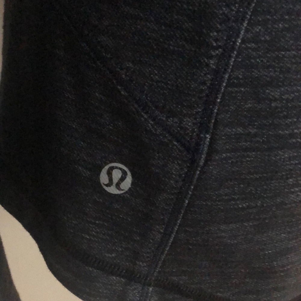 Lululemon DefineJacket - Picture 4 of 7